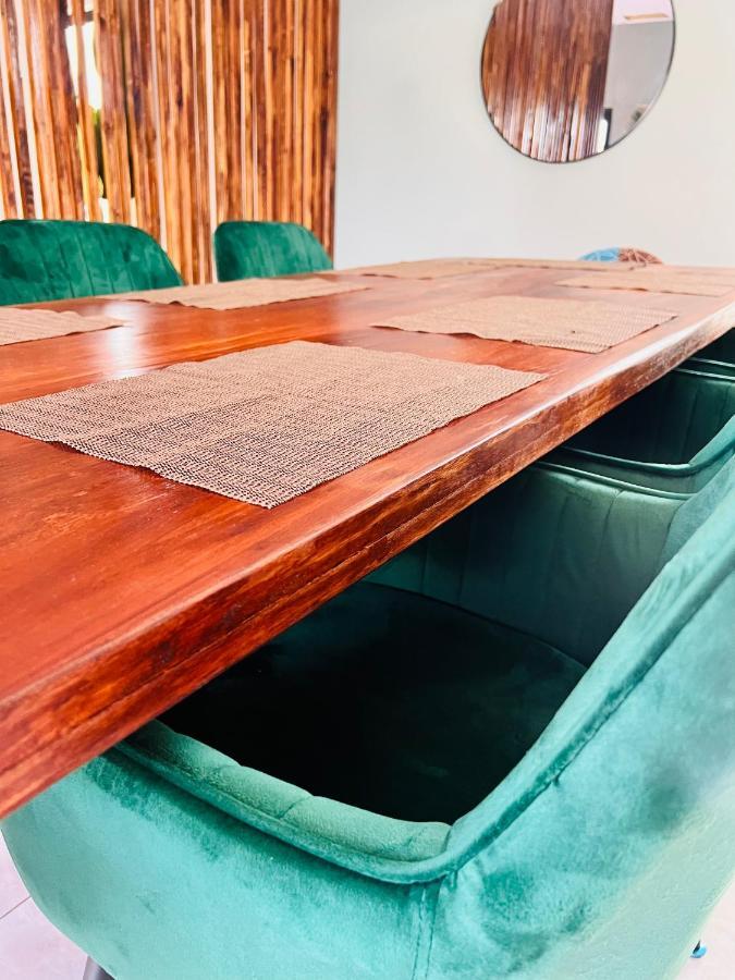 Signature Boutique Guesthouse Маун Екстериор снимка